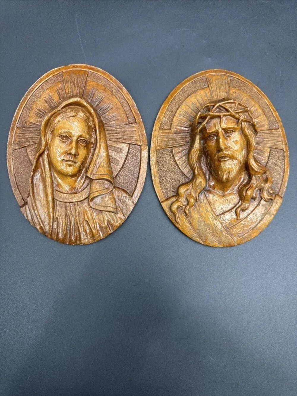 Vintage MCM Genuine Burwood 3D Jesus Mary Religous Gallery Wall Plaque Set Oval
